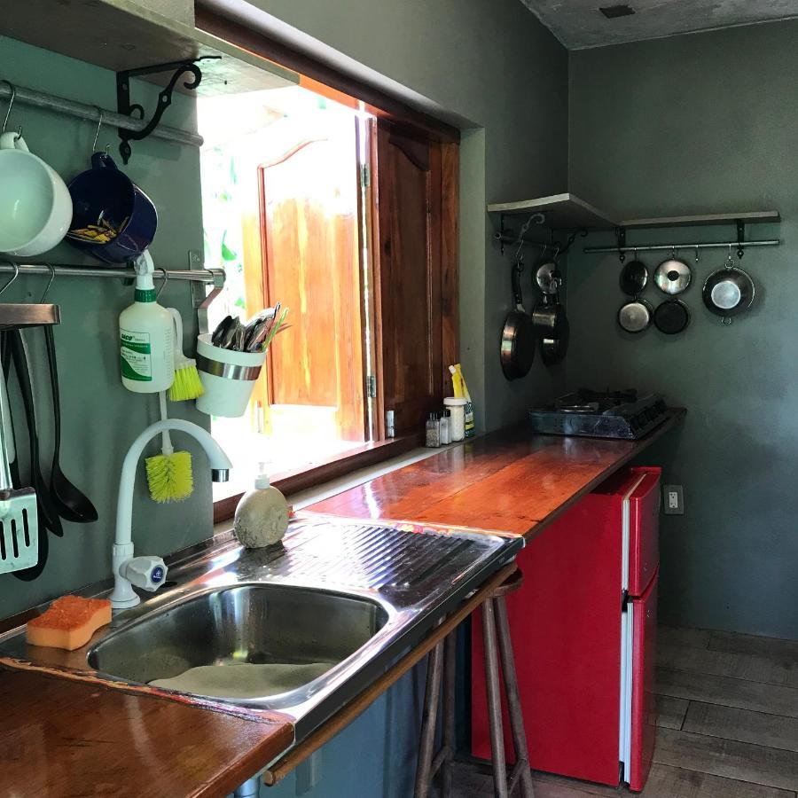 La Casa Naranja Hotel Brig Bay Luaran gambar